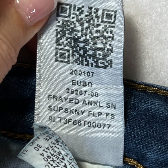 True Religion Distressed Skinny  Blue Jeans Flap Pockets Frayed Raw Hem Sz 30 - Picture 12 of 16